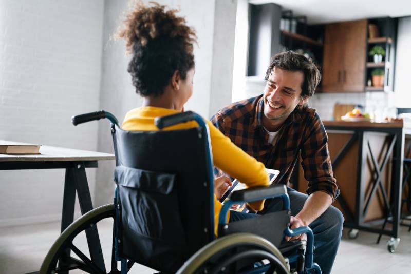 Handisphère œuvre pour améliorer l'accueil et le suivi des personnes à mobilité réduite